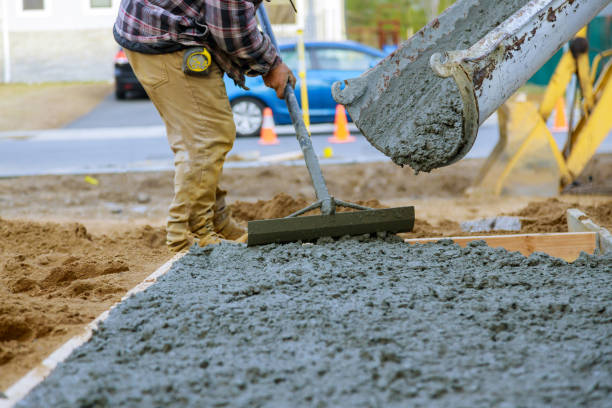 Best Concrete Flooring Contractor  in Lake Magdalene, FL